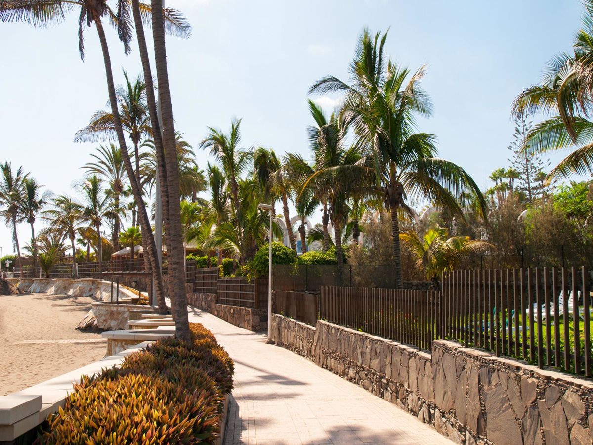 San Agustin Strand Promenade 2