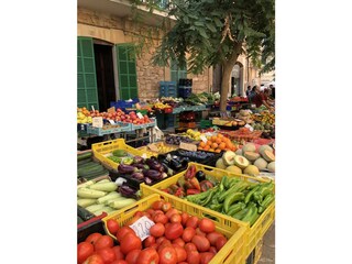 Markt in Santanyi (mittwochs und samstags)