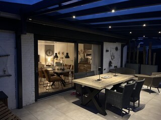 Terrasse beleuchtet