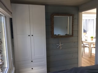 Schlafzimmer Schrank