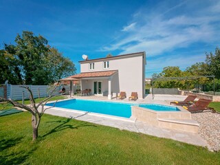 Casa per le vacanze Tinjan Registrazione all'aperto 8