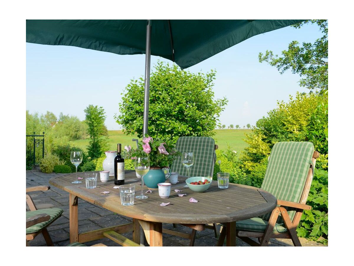 Wildrose - Blick auf die wunderschöne Terrasse