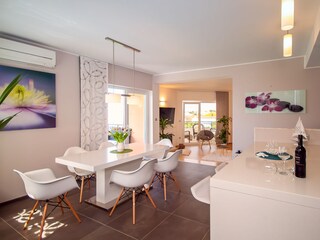 Villa Žrnovnica Caratteristiche 30