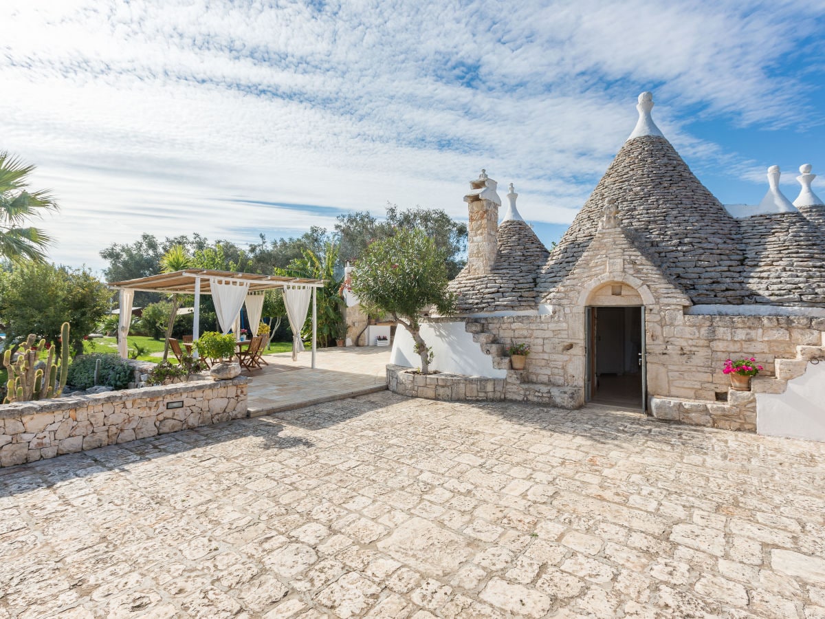 Entrance TRULLO