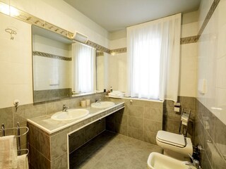 Casale Lovere Caratteristiche 31