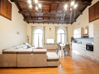 Casale Lovere Caratteristiche 16