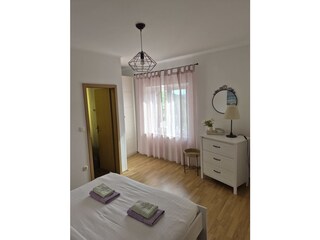 Schlafzimmer 2 mit Bad
