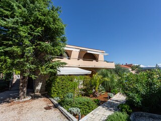 Appartement Kornić Buitenaudio-opname 5