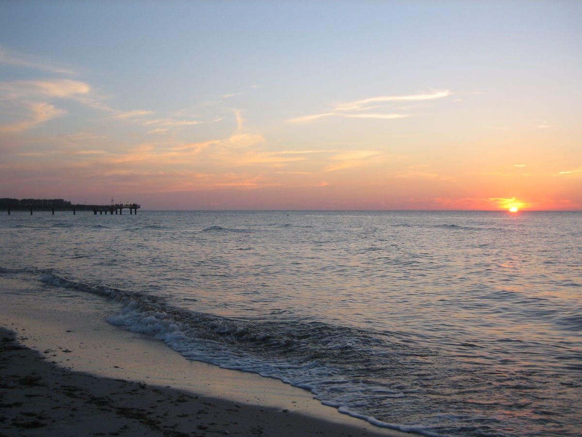 Sonnenuntergang an der Seebrücke