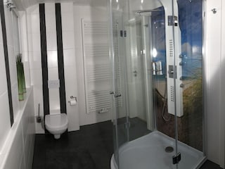 WC und Dusche Bad OG