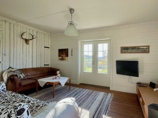 Der gemütliche helle Aufenthaltsraum