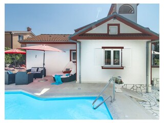 Villa Porec Buitenaudio-opname 2