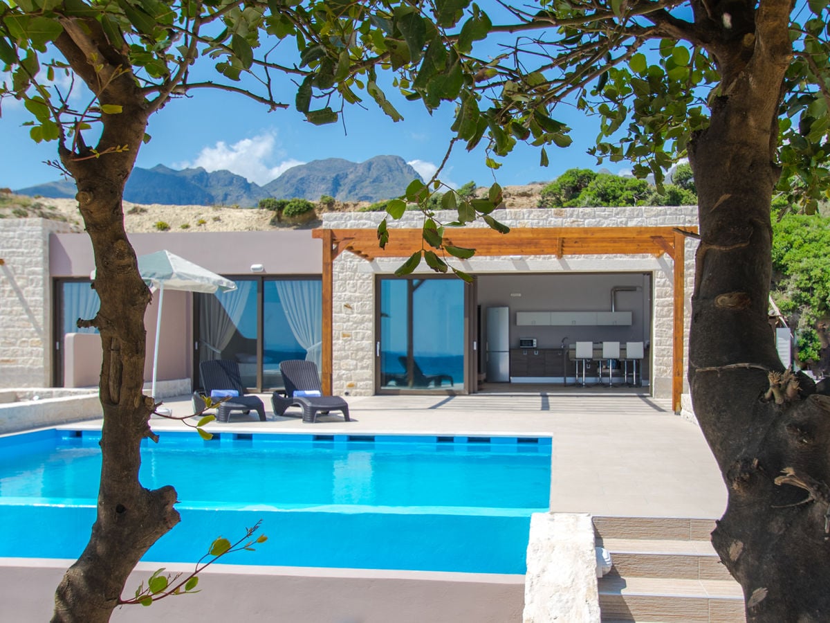 Villa Sandy Beach mit privatem Pool