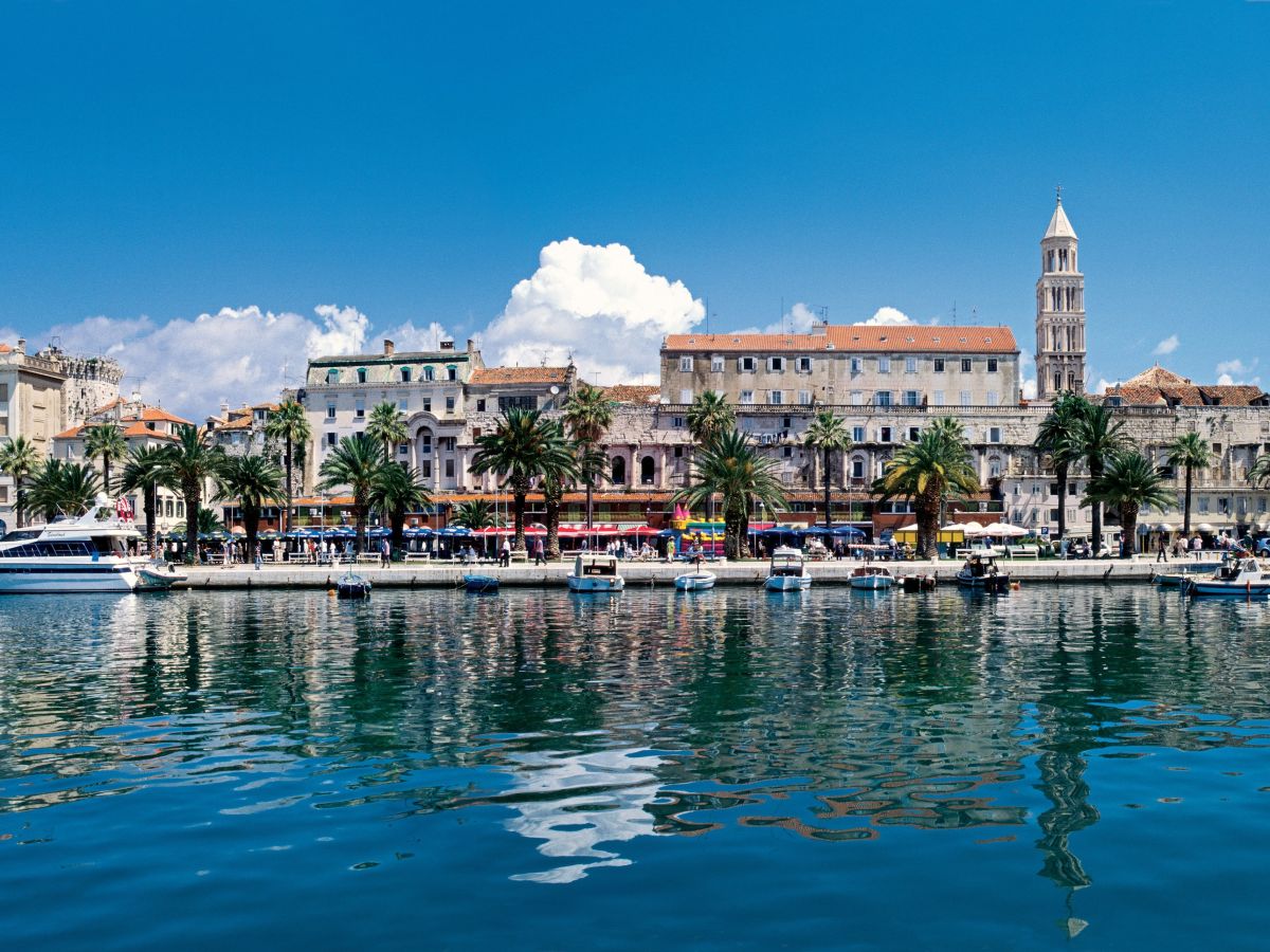 DIe Stadt Split mit tollen Sehenswuerdigkeiten