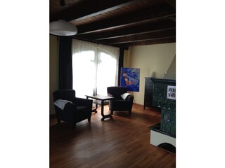 Wohnzimmer mit Kamin