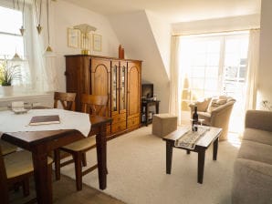 Ferienwohnung 4 Bastianstr. 37