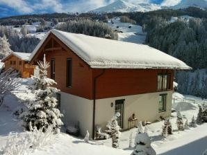 Holiday house Davos: Luxus Chalet am Rinerhorn Skigebiet - Davos - image1