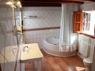Farmhouse San Lorenzo de Balafia Features 26