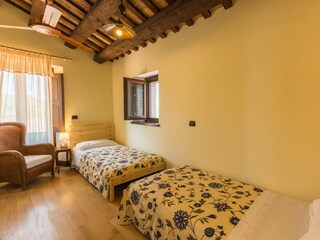 Villa Montalto delle Marche Caratteristiche 36