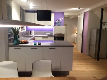Apartment Pantone Ultra