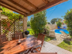 Maison de vacances Maison en pierre Nera avec piscine - Dracevac - image1