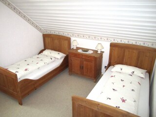 2. Schlafzimmer