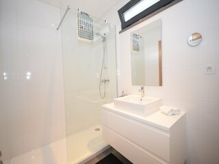 Villa Nadadouro Features 25