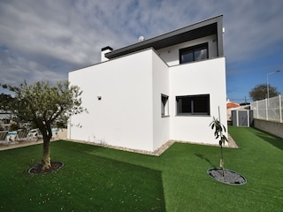 Villa Nadadouro Outdoor Recording 8