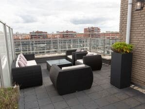 Apartment Luxe penthouse met dakterras
