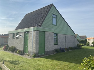 großer Gartenbereich