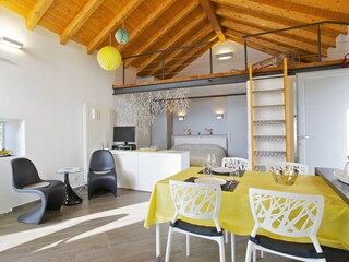 Ausschnitt vom Wohn-/ Schlafzimmer