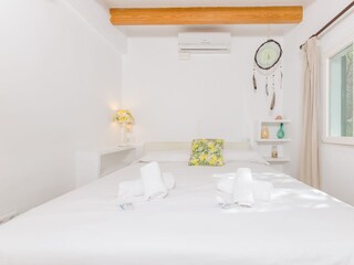 Chalet Cala D'Or Features 40