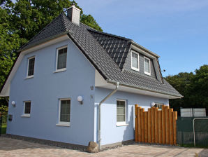 Ferienhaus Seewind - Breege - image1