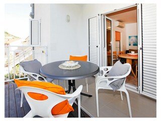 Holiday apartment Bol Outdoor Recording 2