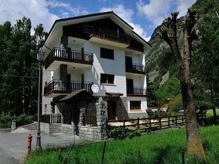 Chalet Antey Saint André Outdoor Recording 2