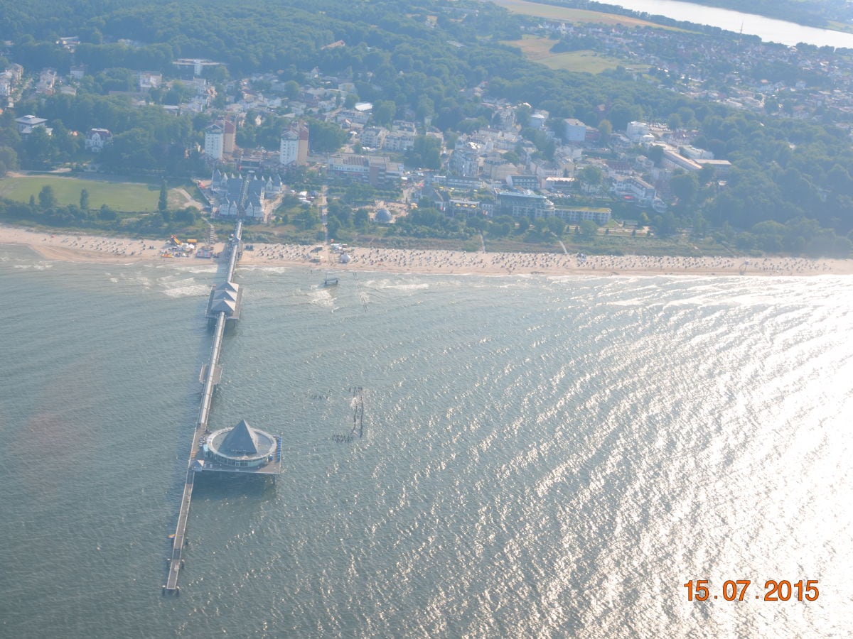 Blick aus der Luft auf die Heringsdorfer Seebrücke