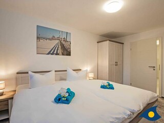 Schlafzimmer 2 mit Doppelbett