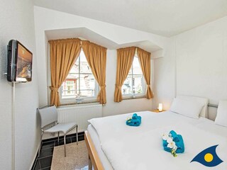 Schlafzimmer mit Doppelbett