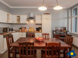 Küche mit Essbereich