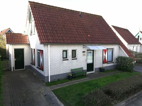 Vakantiehuis Boomhutboot