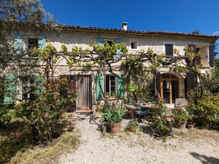 Maison de vacances Sénas Enregistrement extérieur 10