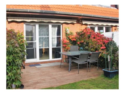 Ferienwohnung Mittelweg 1 J mit Terrasse