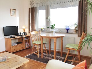 Wohnzimmer mit Boddenblick