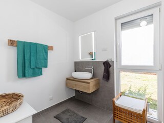 Badezimmer 2