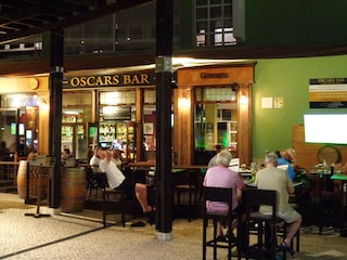Oscars Bar