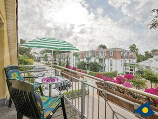 Balkon mit Sitzmöglichkeiten