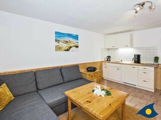 Wohnzimmer mit Küchenzeile