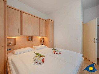 Schlafzimmer 1 mit Doppelbett