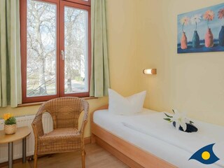 Schlafzimmer mit Einzelbett