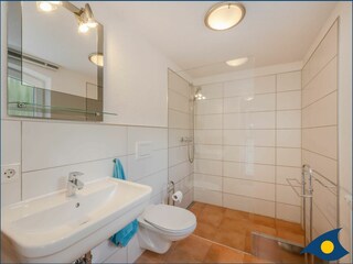 Bad mit Dusche